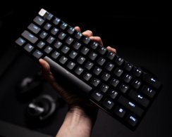 Крошечная и яркая: Logitech представила оптическую клавиатуру для геймеров